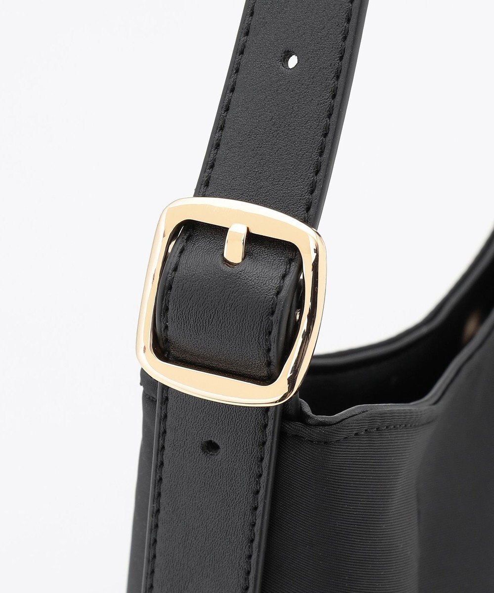 ANY ポーチ付きワンショルダーバッグ 