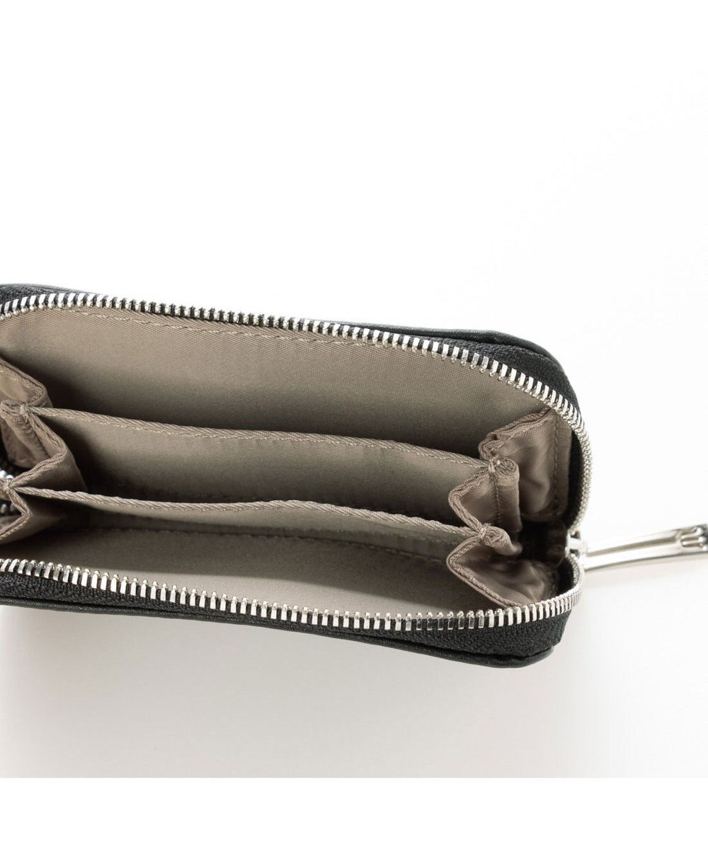 Y'SACCS モノグラム×リサイクルレザー スクエアショルダー 