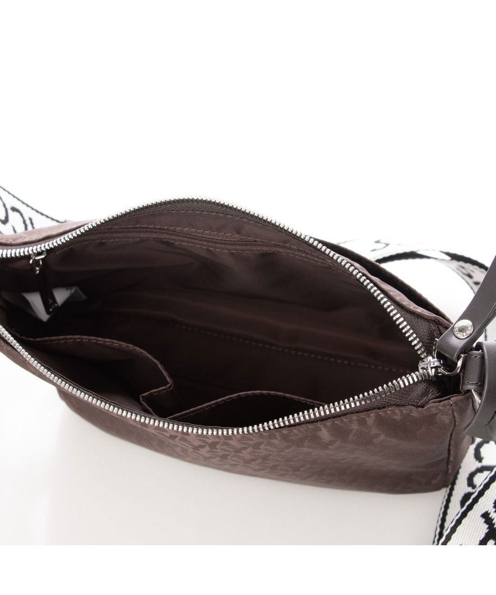 Y'SACCS モノグラム×リサイクルレザー スクエアショルダー 