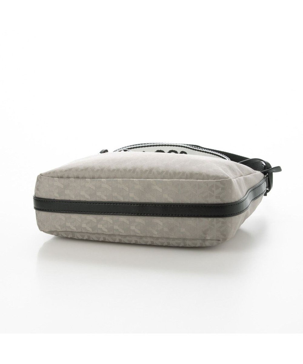 Y'SACCS モノグラム×リサイクルレザー スクエアショルダー 