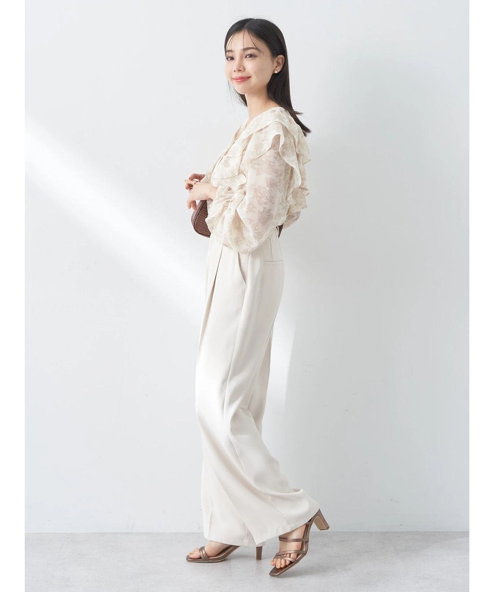 earth music&ecology 花柄ラッフルブラウス 