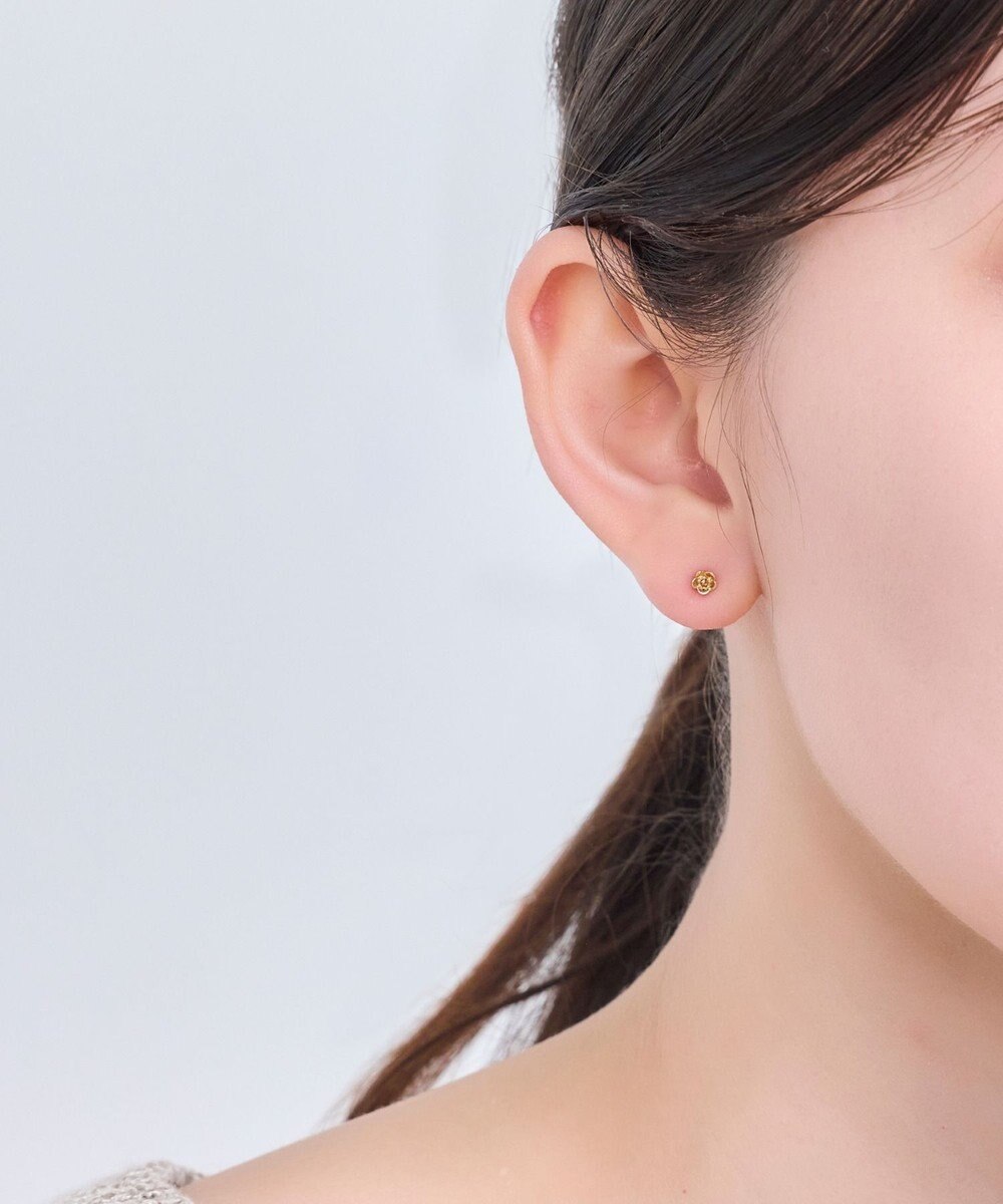 Phoebe 【金属アレルギー対応】プチフラワービジュースタッドピアス　オレンジ/ニッケルフリー（片耳） 