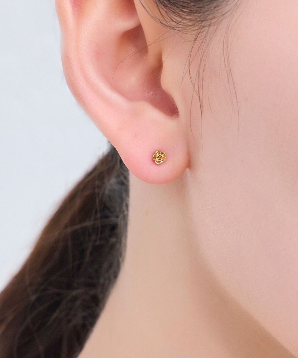 Phoebe 【金属アレルギー対応】プチフラワービジュースタッドピアス　オレンジ/ニッケルフリー（片耳） 