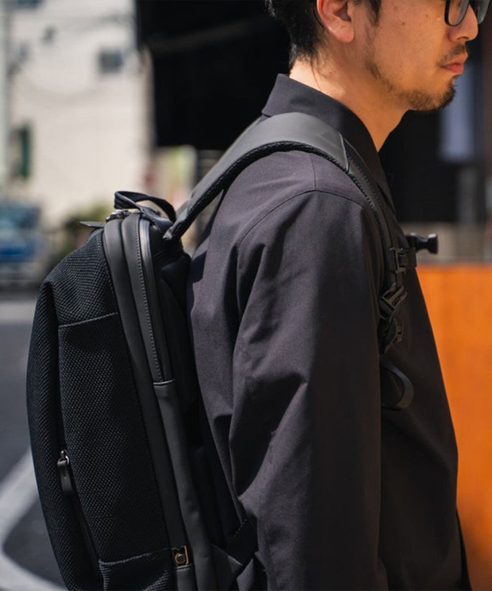 Atelier nuu Tondo fit ダレスバッグパック 