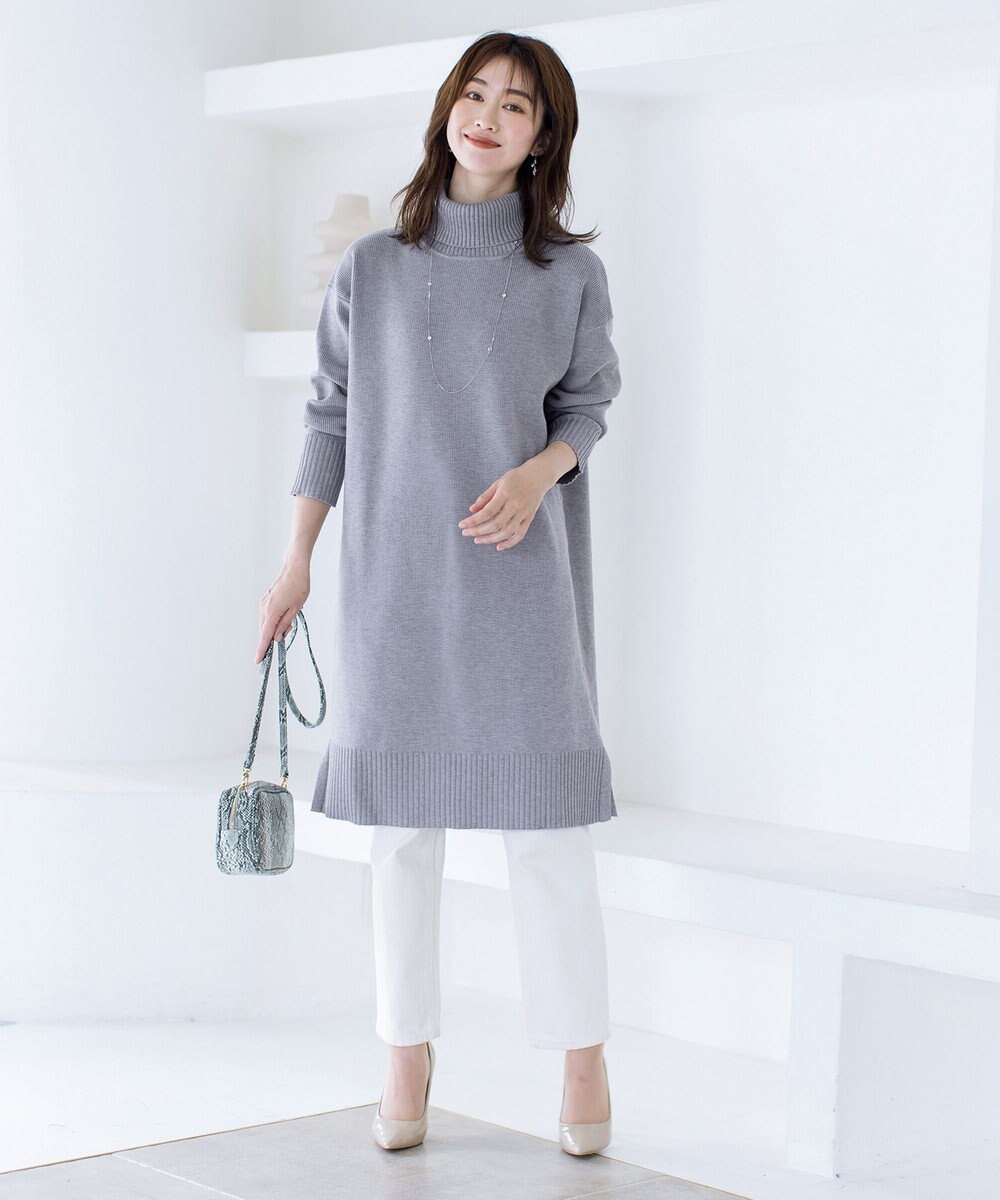 Tiaclasse 【洗える】華のあるニットタートルワンピース 