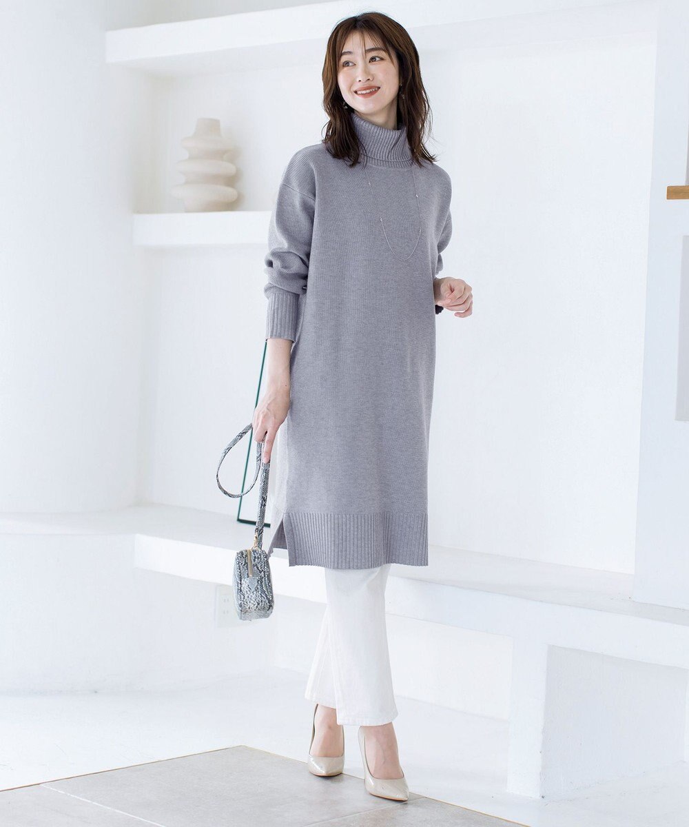 Tiaclasse 【洗える】華のあるニットタートルワンピース 