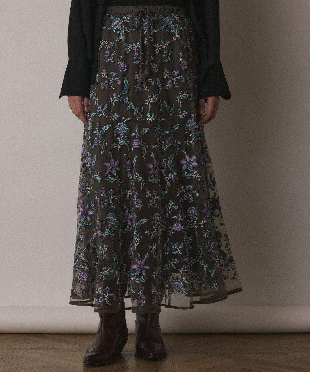 GRACE CONTINENTAL サラサ刺繍チュールスカート 
