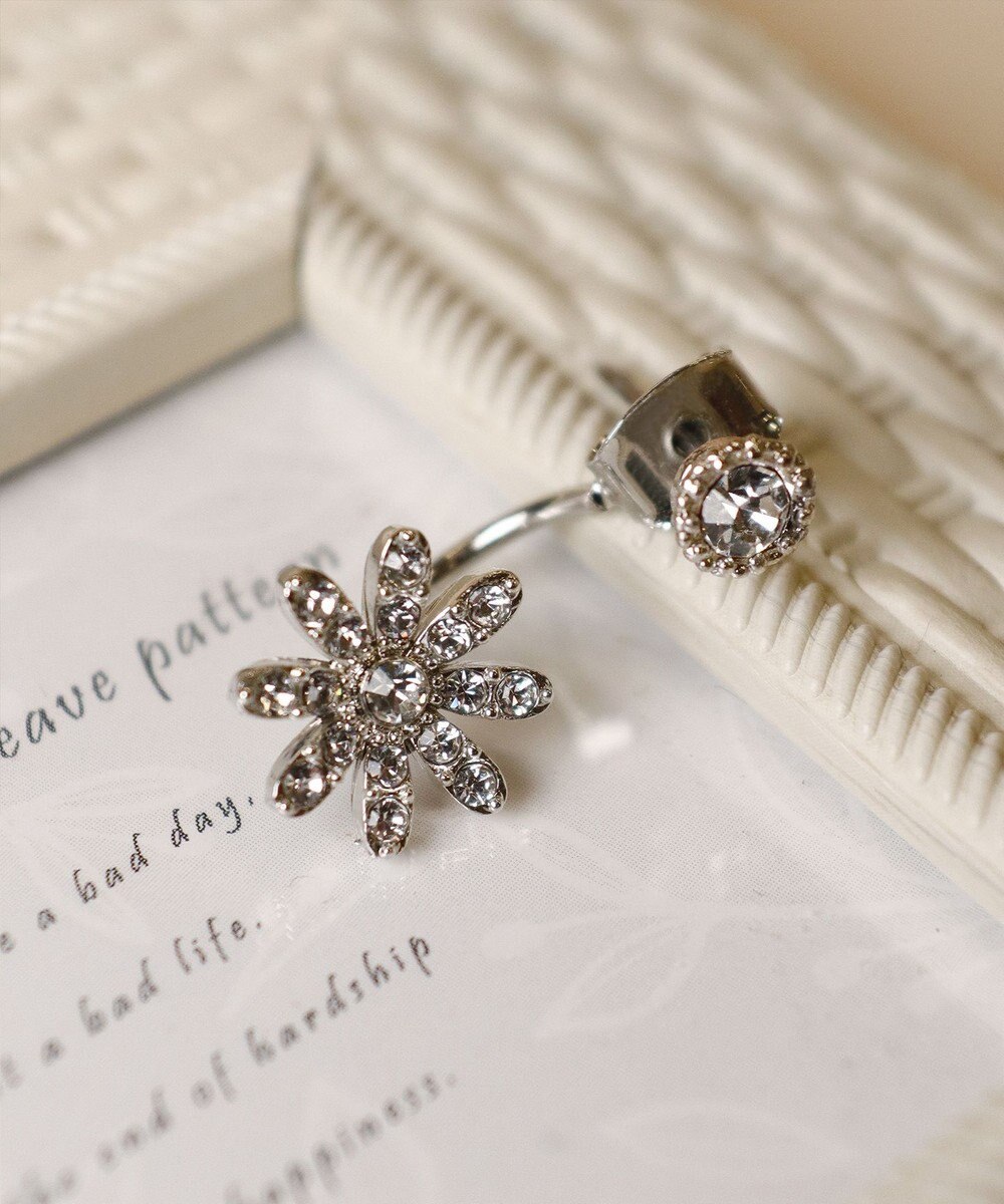 Tiaclasse 【金属アレルギー対応】フラワーキャッチピアス 