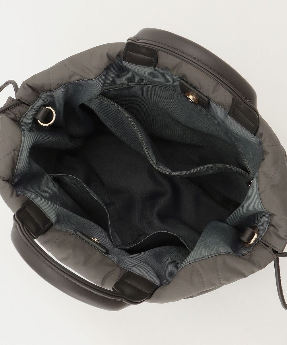 自由区 パディングキルトドロスト バッグ 