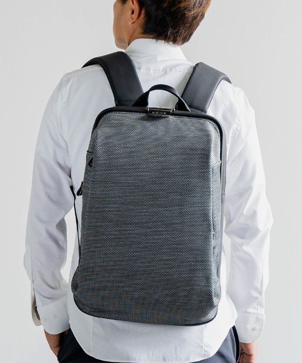 Atelier nuu Tondo fit ダレスバッグパック 