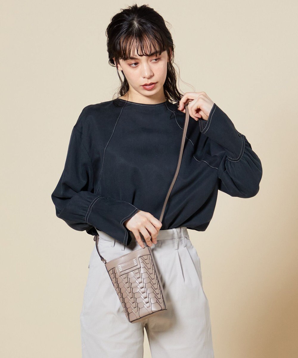 LA BAGAGERIE 【veganview】v piece mesh mini shoulder bag 