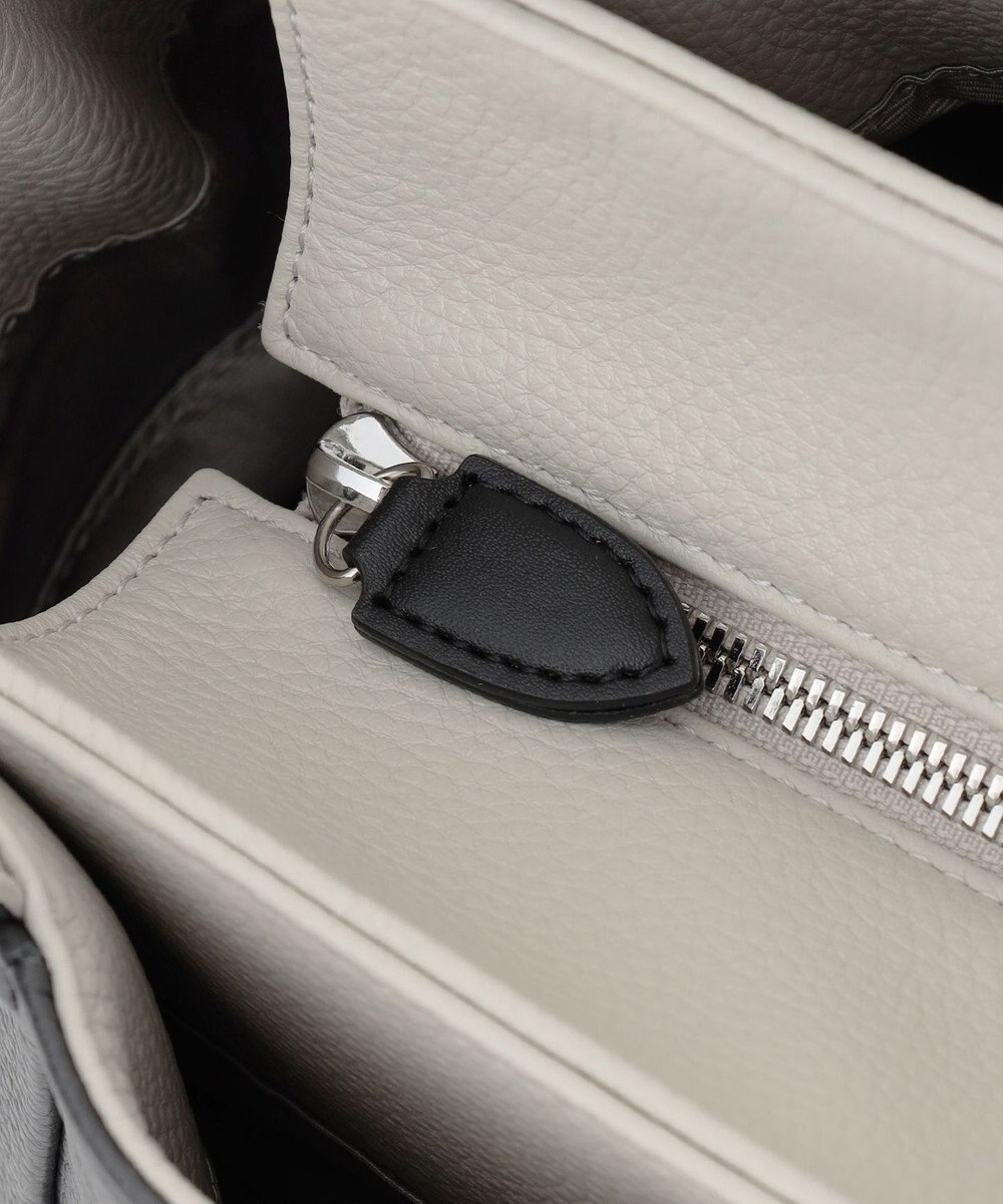 Y'SACCS シュリンクレザートート Mサイズ 