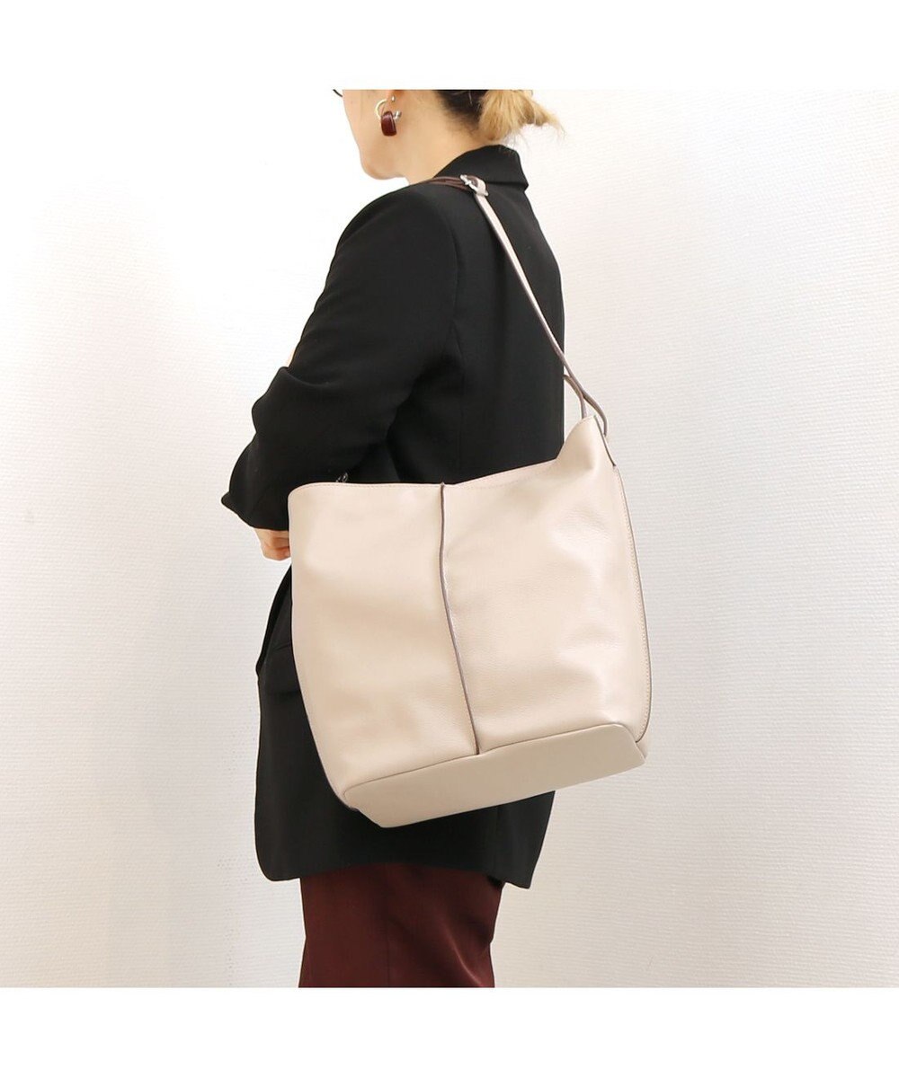 UNBILLION アトランタ ATLANTA / やぎ革軽量ショルダーL 