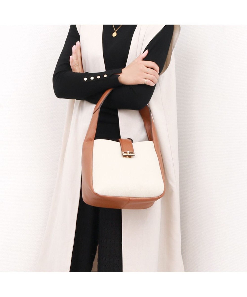 UNBILLION カシュカシュ cachecache / ベルト金具ポイントワンショルダー 