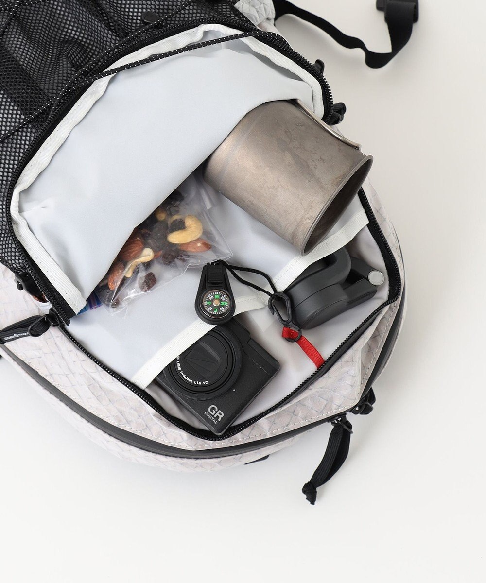 JOSEPH ABBOUD MOUNTAIN 【軽量/ECO撥水/サスティナブル素材/男女兼用】リサイクルリップストップ バックパック 21L 