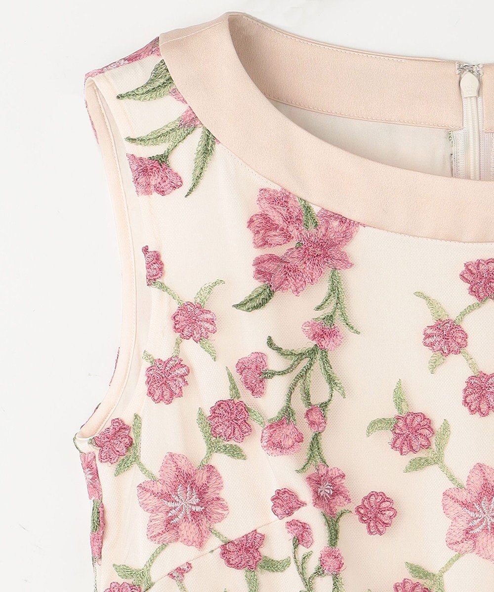 GRACE CONTINENTAL スモール3Dフラワードレス 