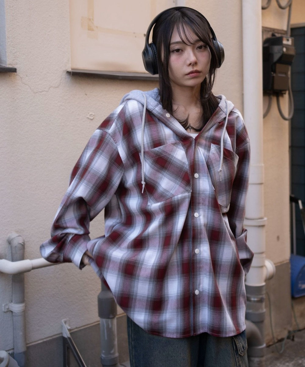 WEGO 【ユニセックス着用ITEM/MLサイズ展開】オンブレチェックフードシャツ（LS） 