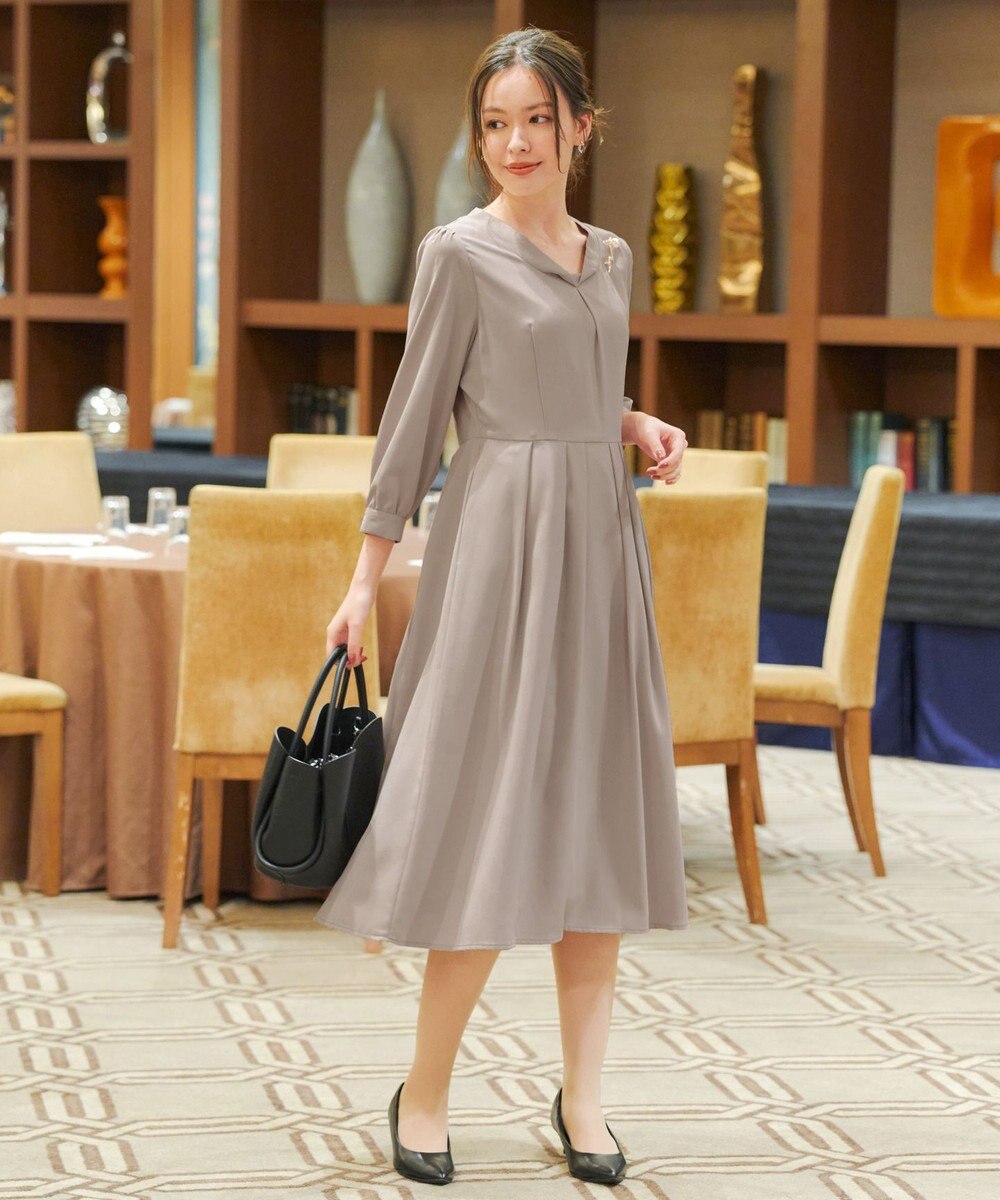 Tiaclasse 【洗える】ロールVネックワンピース 