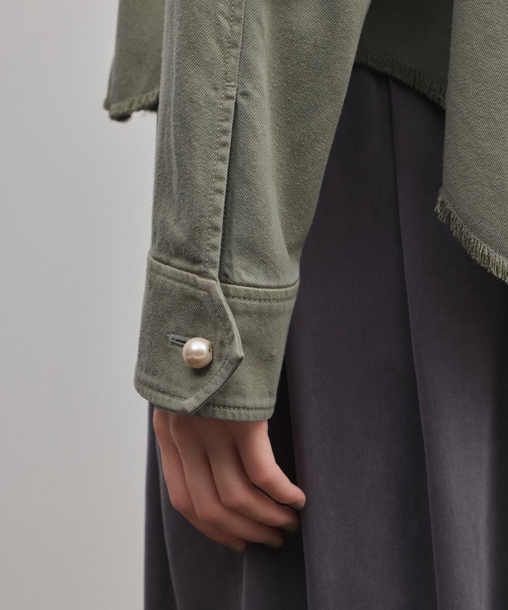 GRACE CONTINENTAL パール釦ピグメントシャツ 