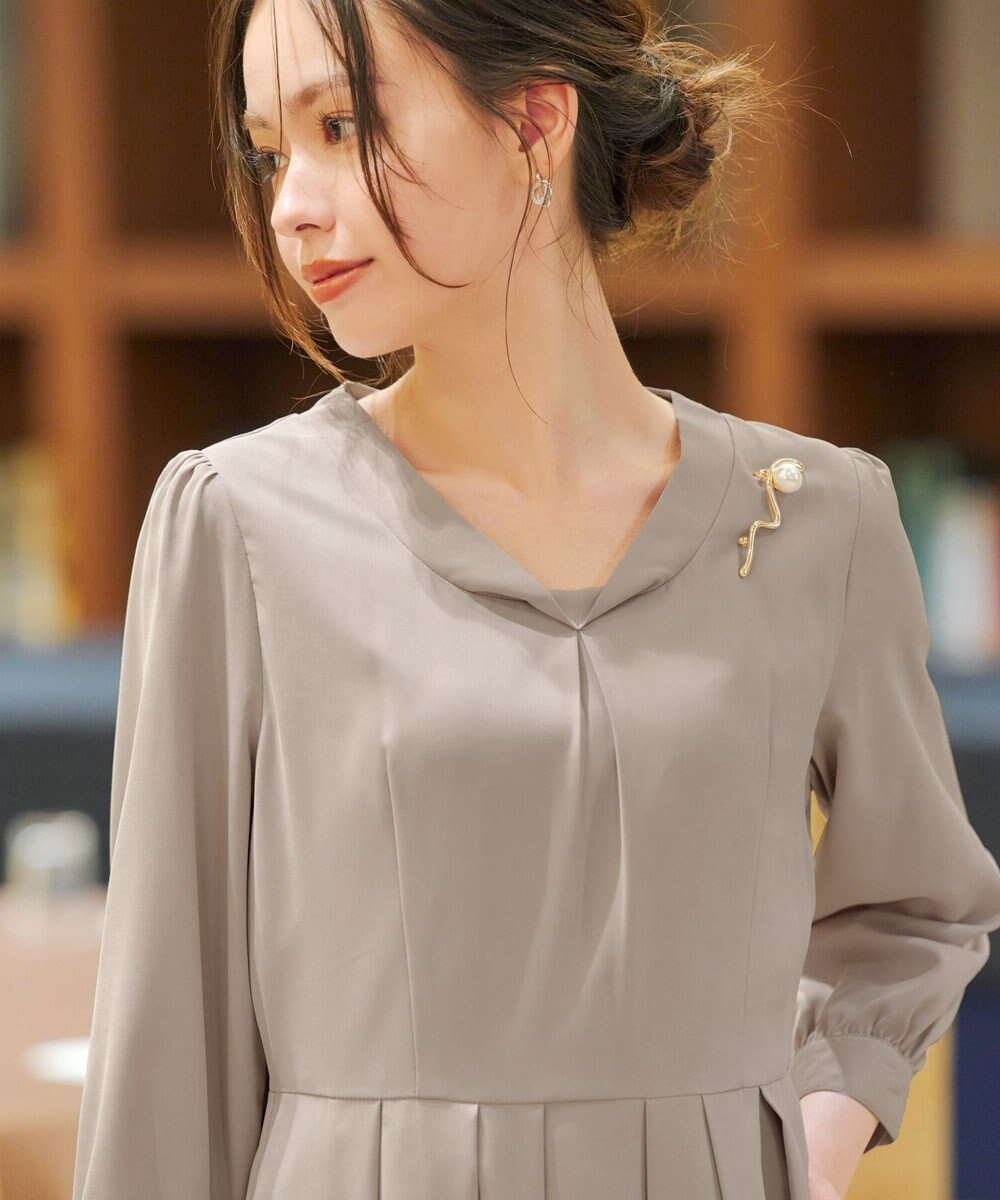 Tiaclasse 【洗える】ロールVネックワンピース 