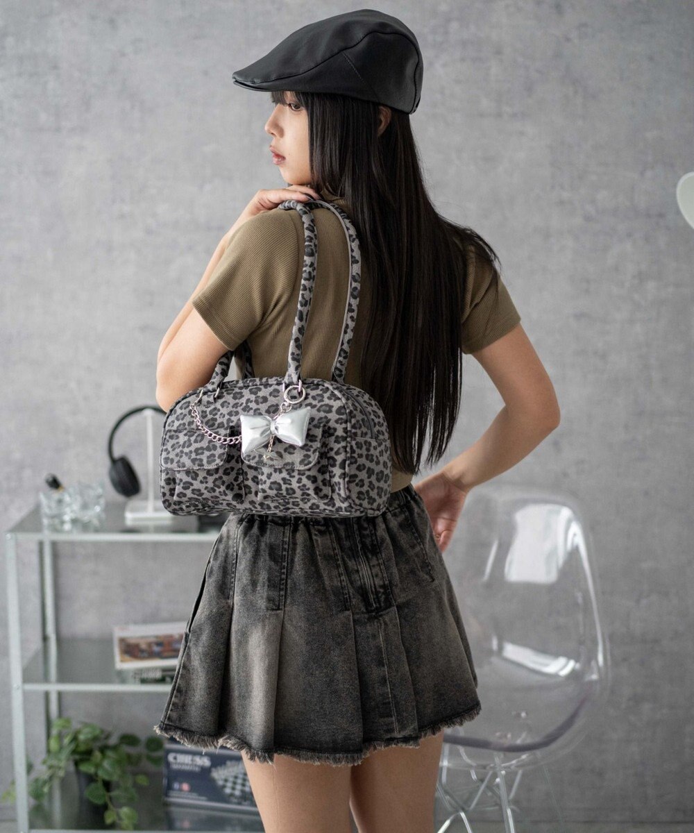 WEGO チャーム付きチェーンボストンバッグ 