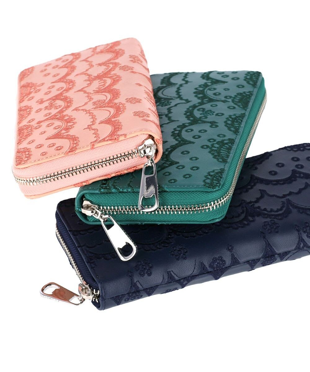 tsumori chisato CARRY スカラップししゅう ラウンドファスナー長財布 猫モチーフ 