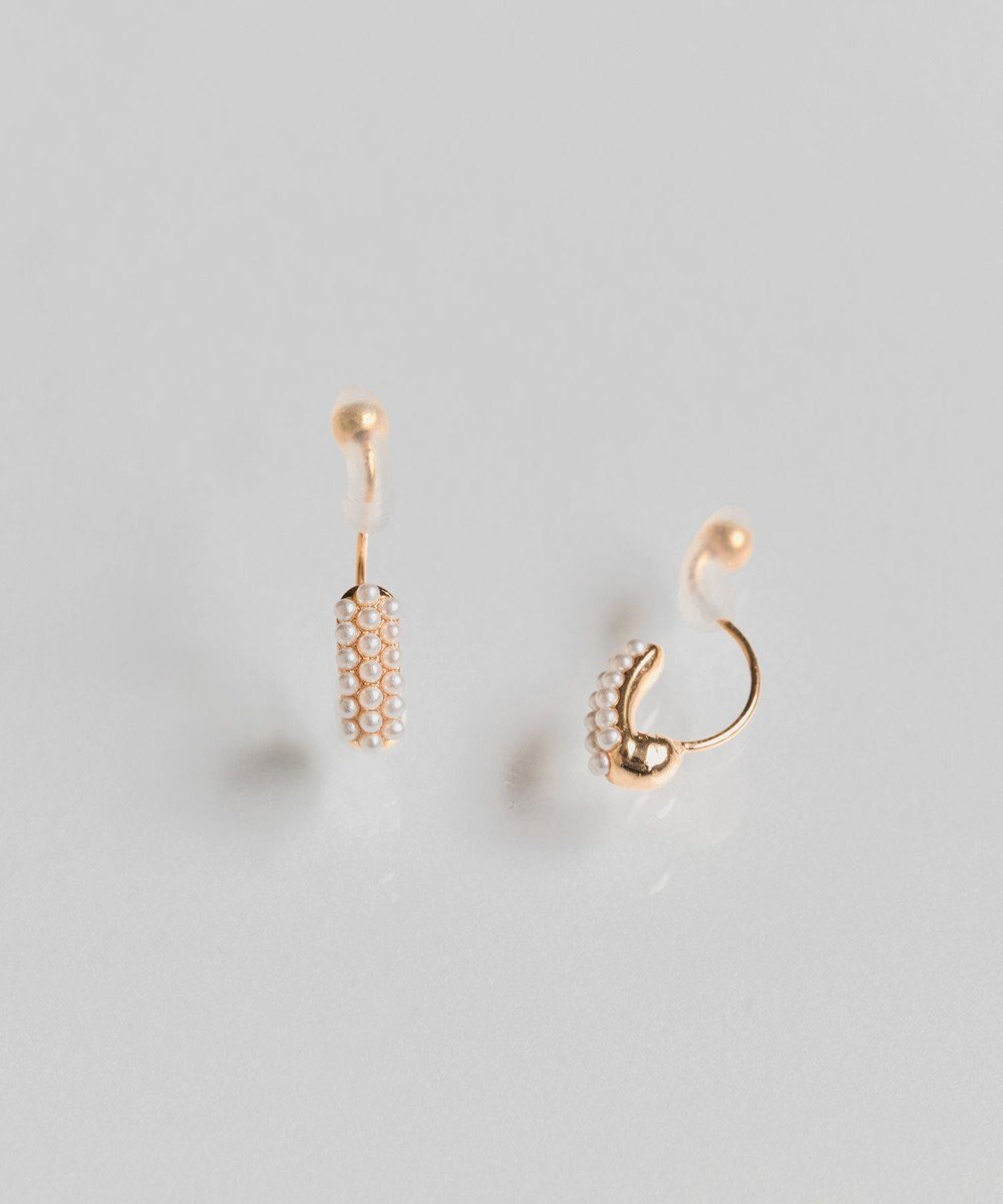 Phoebe 【金属アレルギー対応】【痛くないシリーズ】グレインパールフープライトフィットイヤリング　シャンパンゴールド 