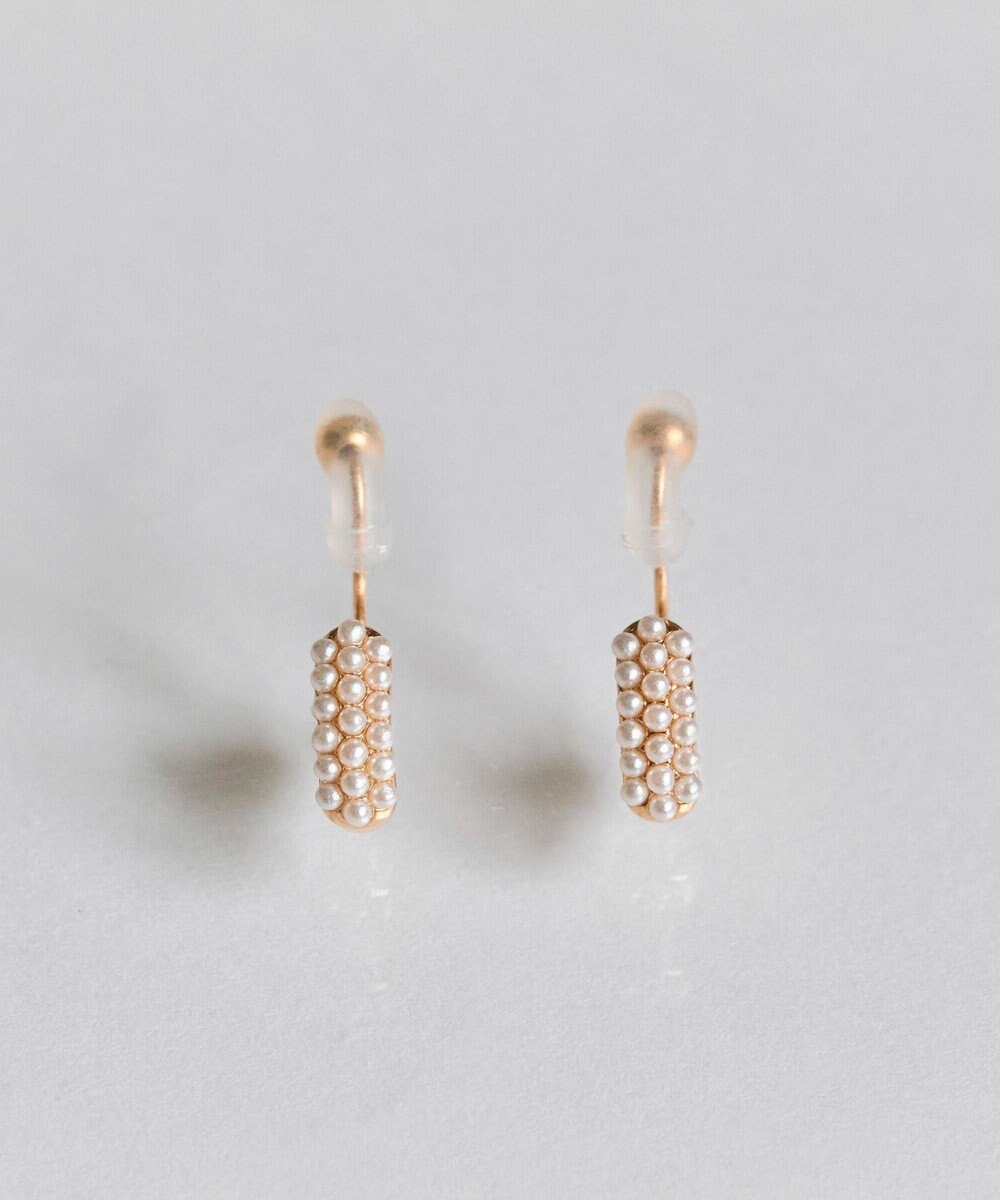 Phoebe 【金属アレルギー対応】【痛くないシリーズ】グレインパールフープライトフィットイヤリング　シャンパンゴールド 