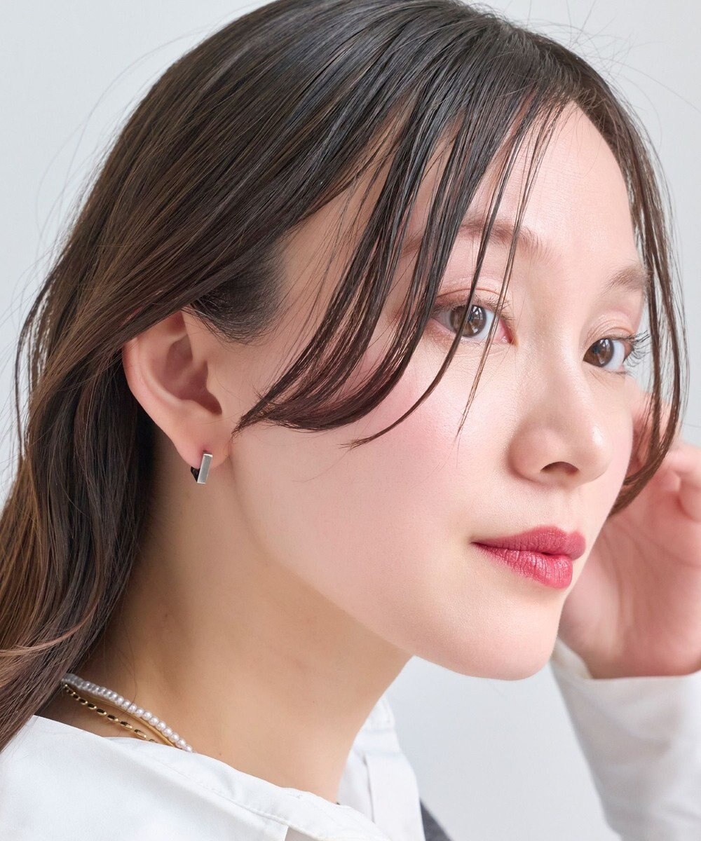 Phoebe 【金属アレルギー対応】ストレートスクエアフープピアス　シルバー/サージカルステンレス（片耳） 