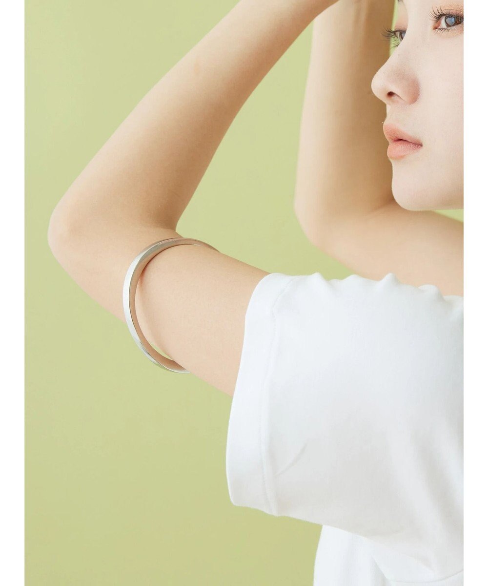 AMERICAN HOLIC オーバルアームバングル 