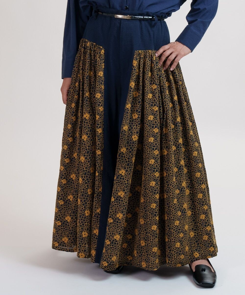 muuc 【手刺繍のような刺繍が美しい】ハイドランジア 切り替えパンツ 