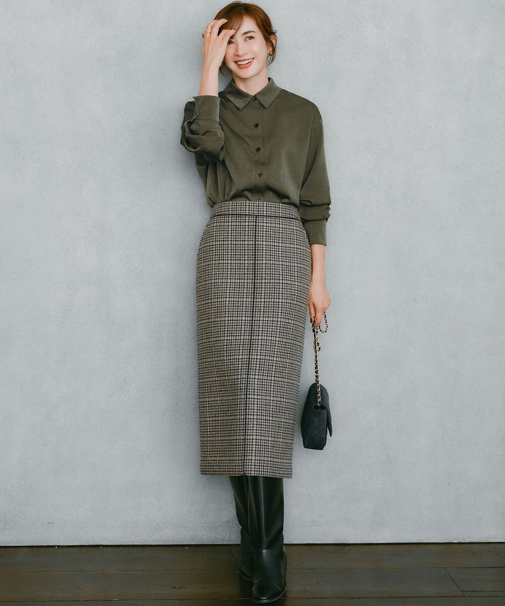 23区 L 【見上愛さん着用/Oggi10月号掲載/洗える】スエーディーサテン シャツ 