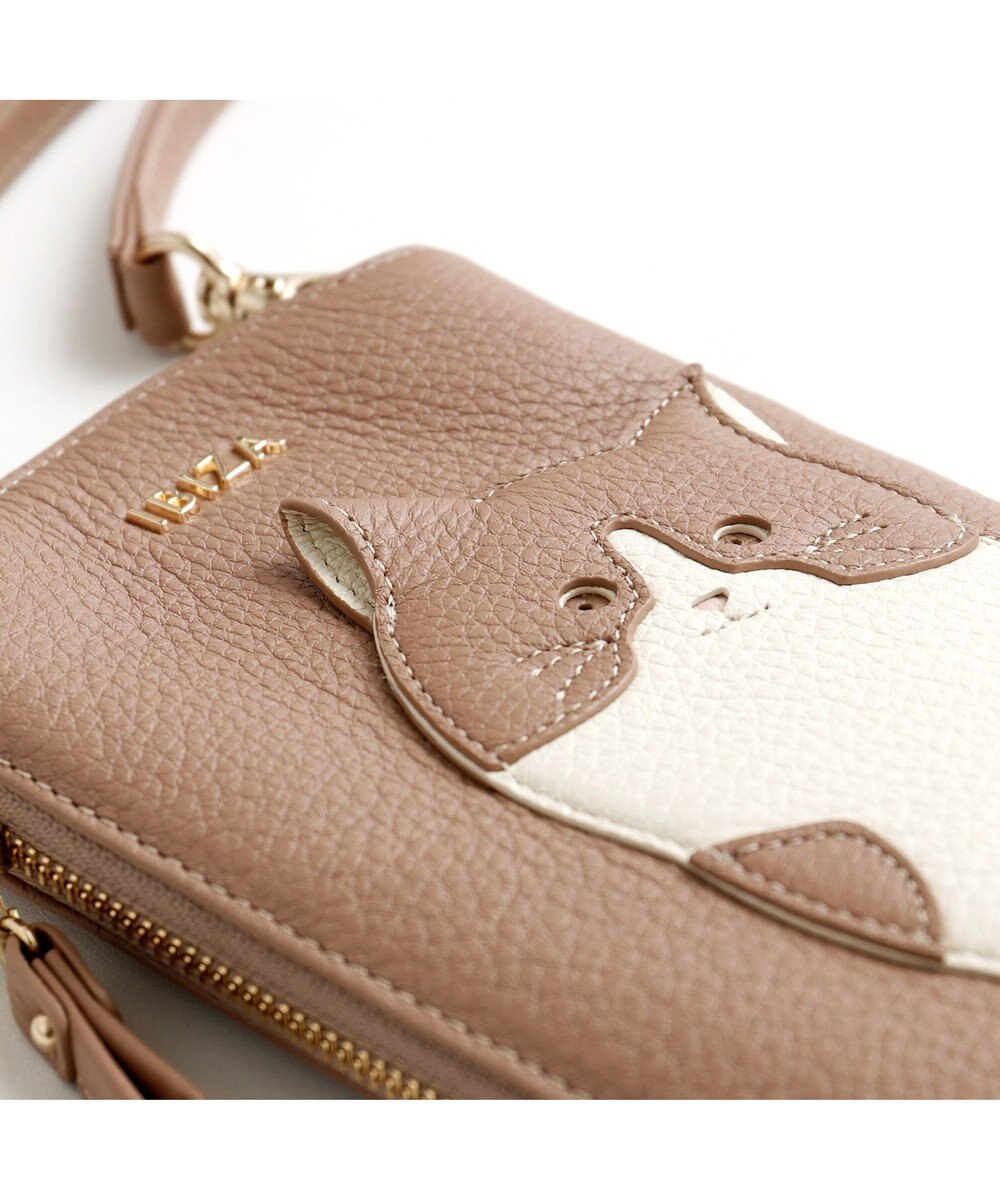 IBIZA アニマーダ　牛革　スマートフォンポシェット（ネコ） 