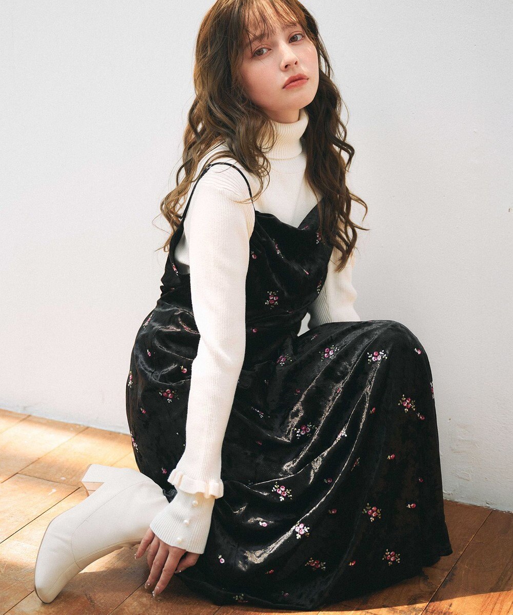 Feroux 刺繍入りベロアキャミソール ワンピース 