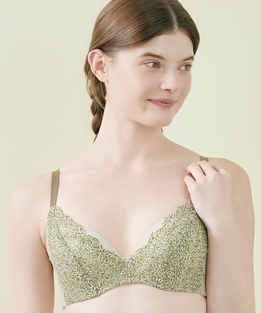 une nana cool MADE WITH LIBERTY FABRIC さあわたし レース 脇高ブラジャー 