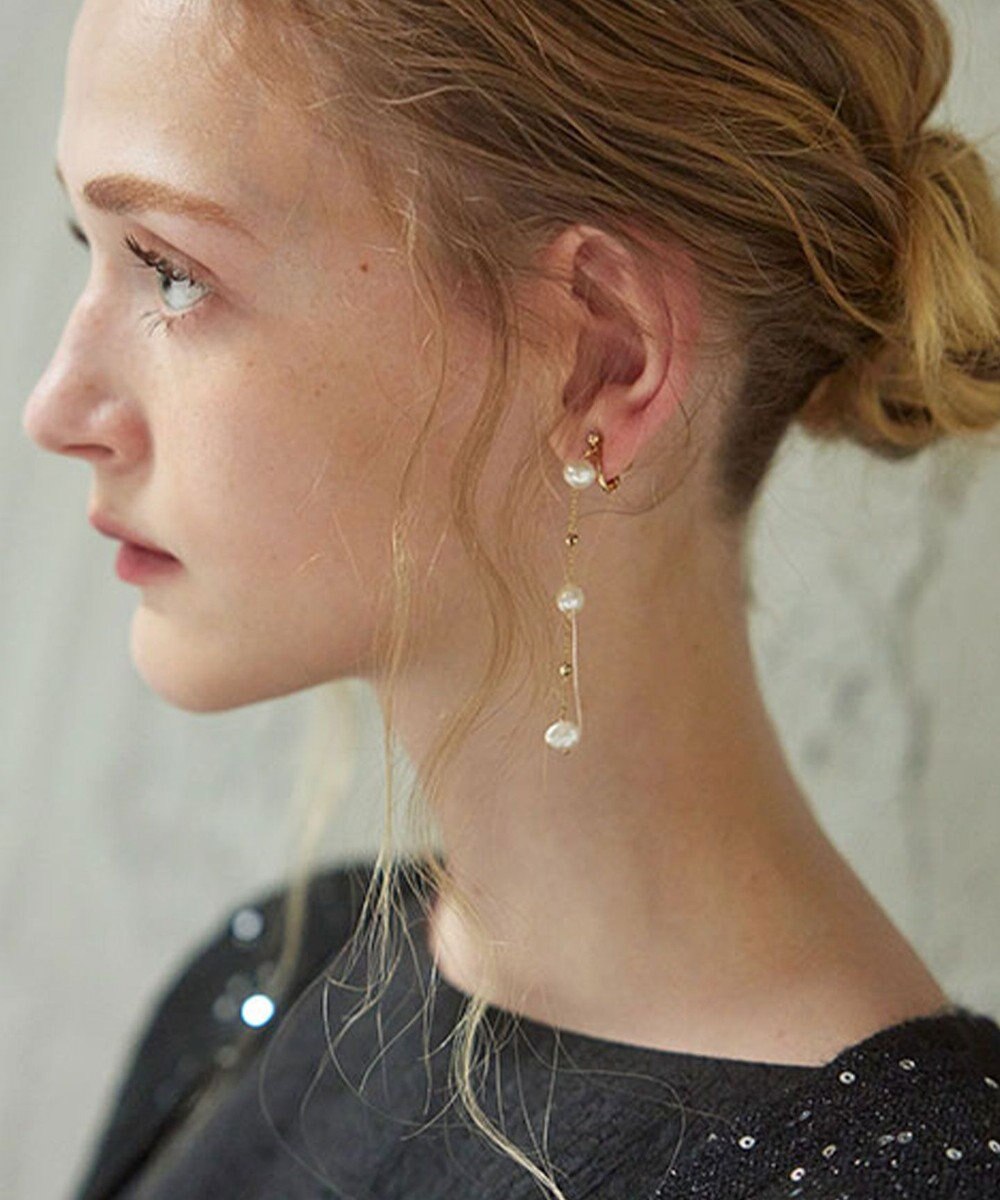 TOCCA PEARL STATION EARRINGS 淡水バロックパール イヤリング 