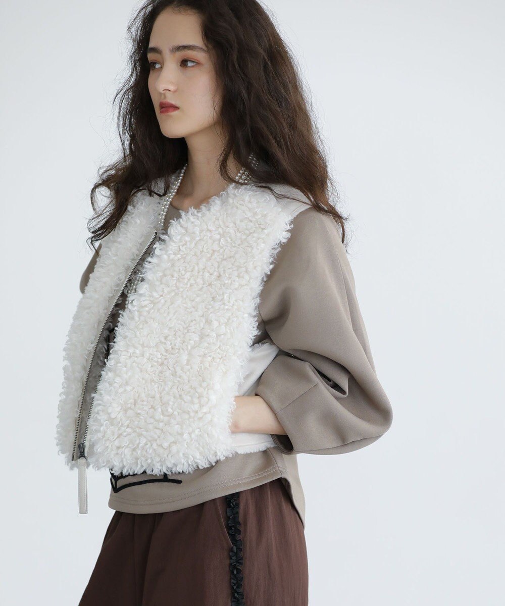 Green Parks ■ESCAR フラッフィーベスト 