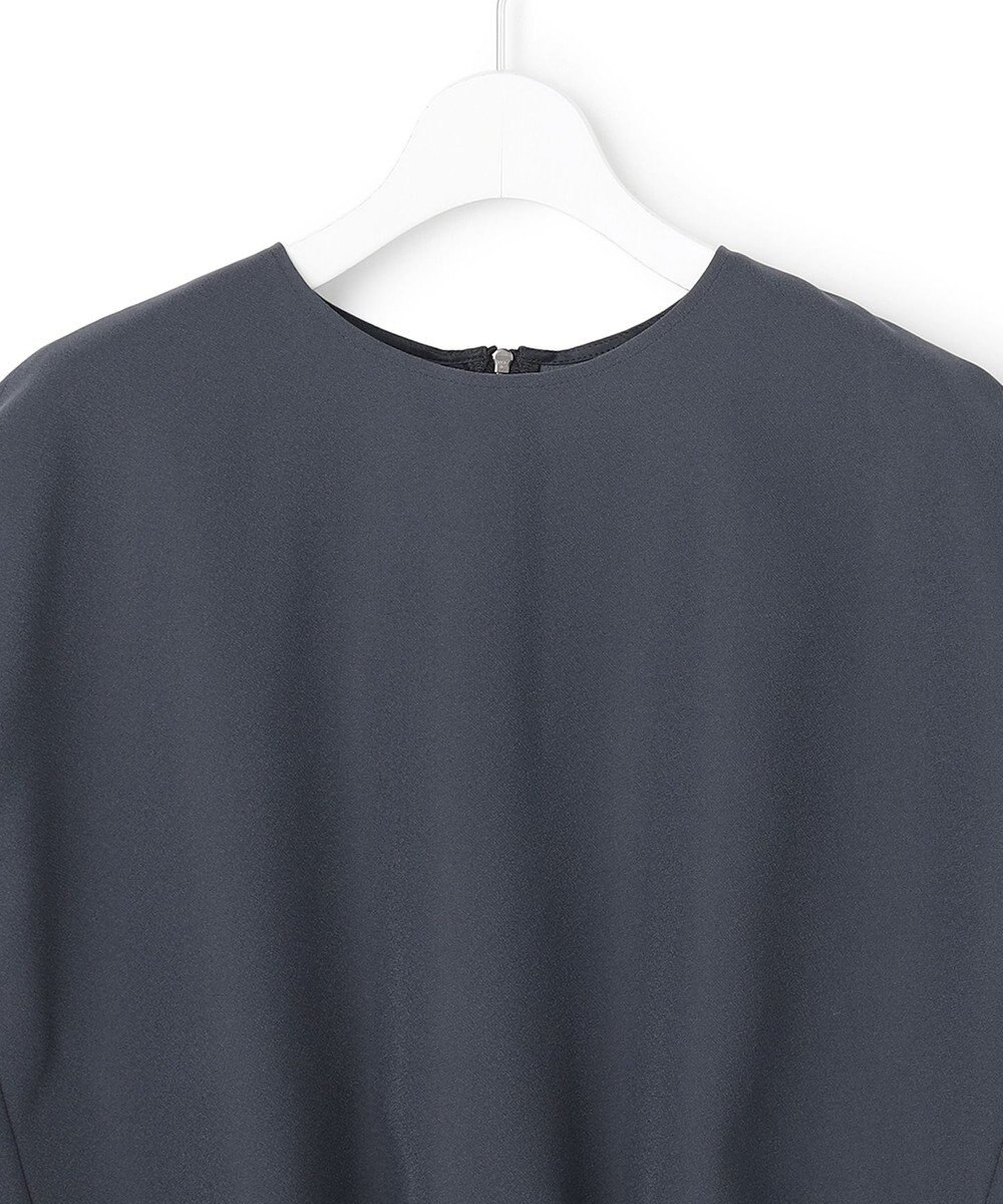 ICB 【先行予約】 FluidBackSatin フレンチスリーブブラウス 