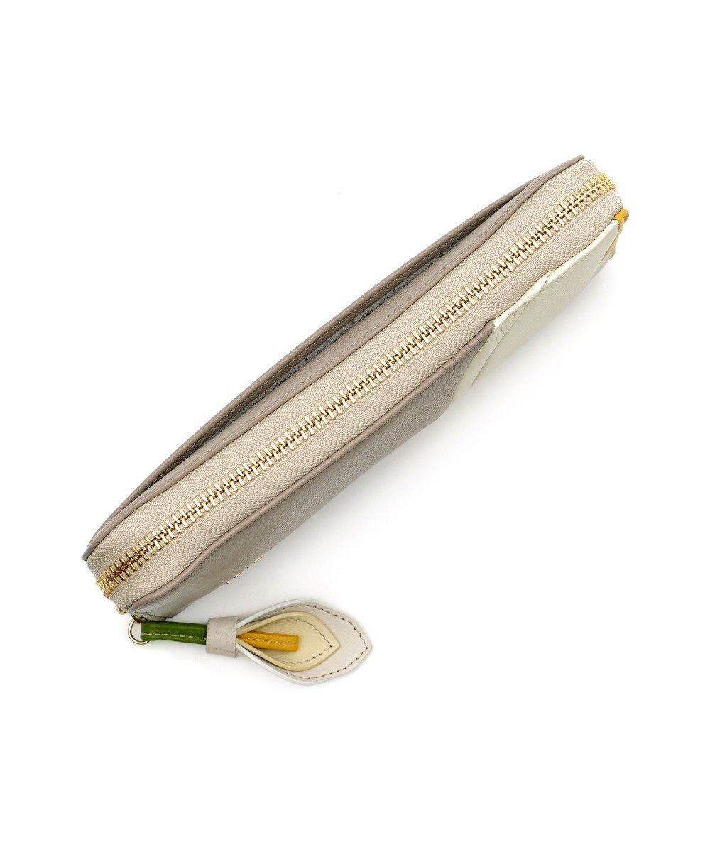 IBIZA プレーサ　牛革　ラウンドファスナー長財布 