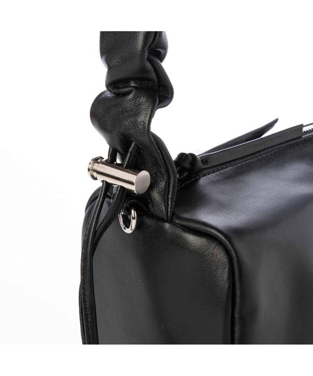 UNBILLION 『VERY』バイヤー大和美帆さんコラボ　ペルケ perche / シープボックスチェーンショルダーバッグ 