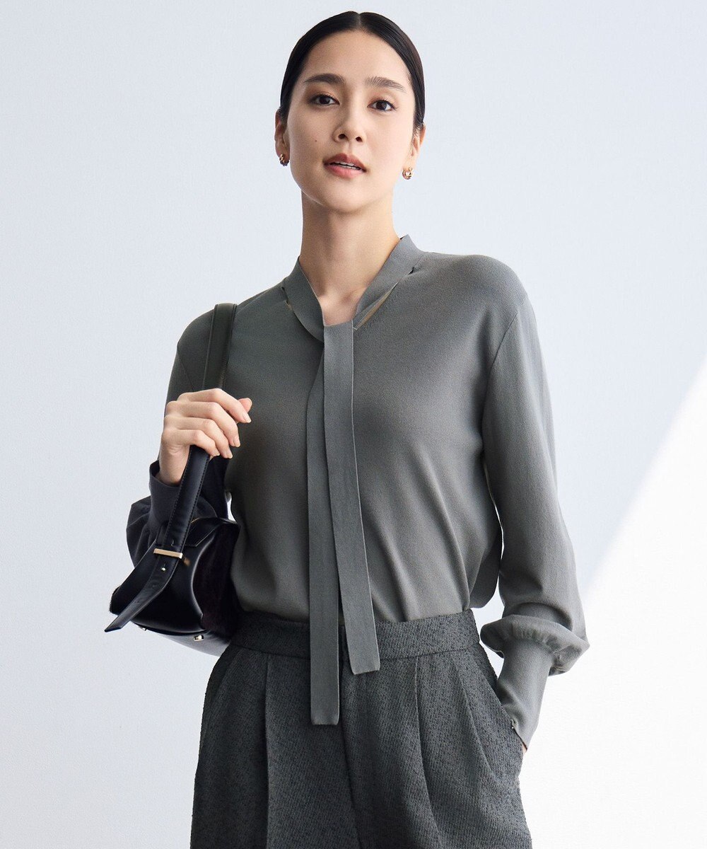 自由区 L レーヨンストレッチブラウスライク ニット 