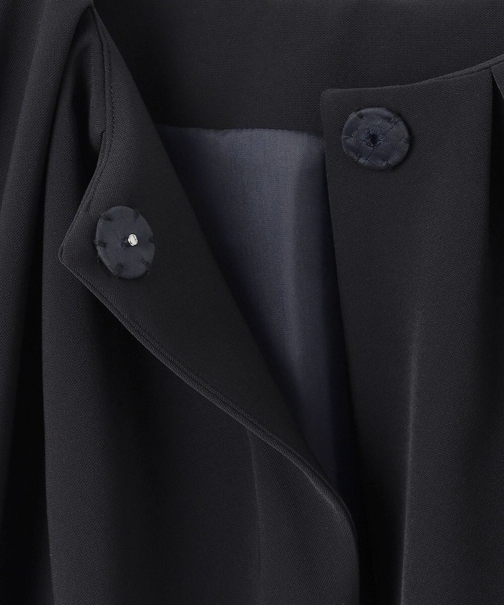 #Newans ＜亀恭子さんコラボ＞取り外し可能ケープ付きペプラムブラウス 