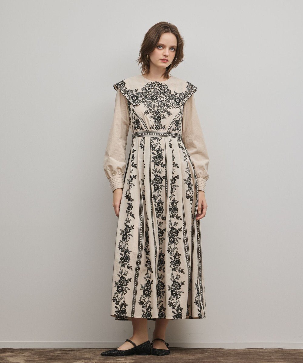 GRACE CONTINENTAL パターン刺繍ワンピース 