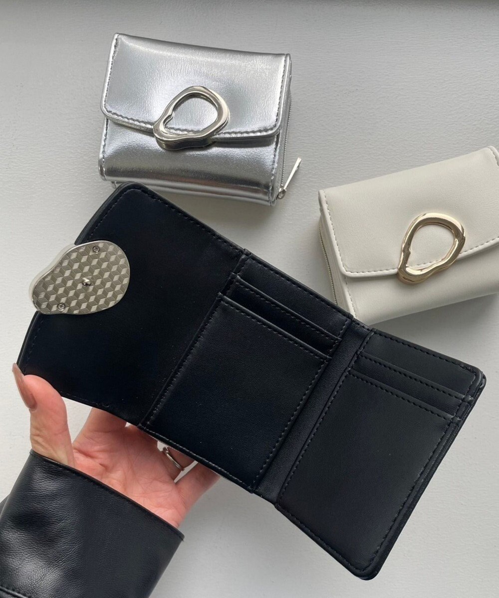 WEGO ニュアンスパーツフラップウォレット 