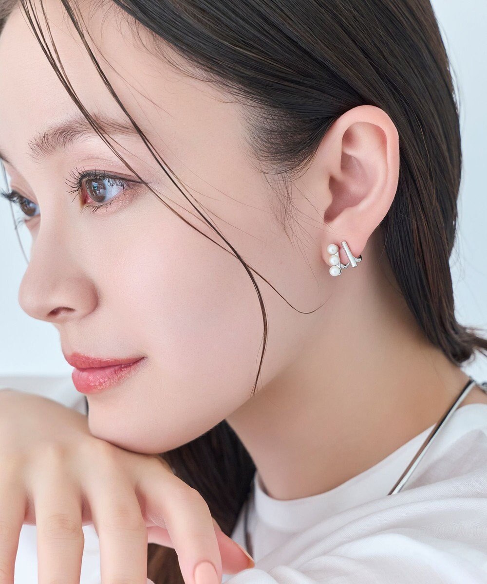 Phoebe 【痛くないシリーズ/金属アレルギー対応】ダブルデコレイトパールライトフィットイヤリング　シルバー 