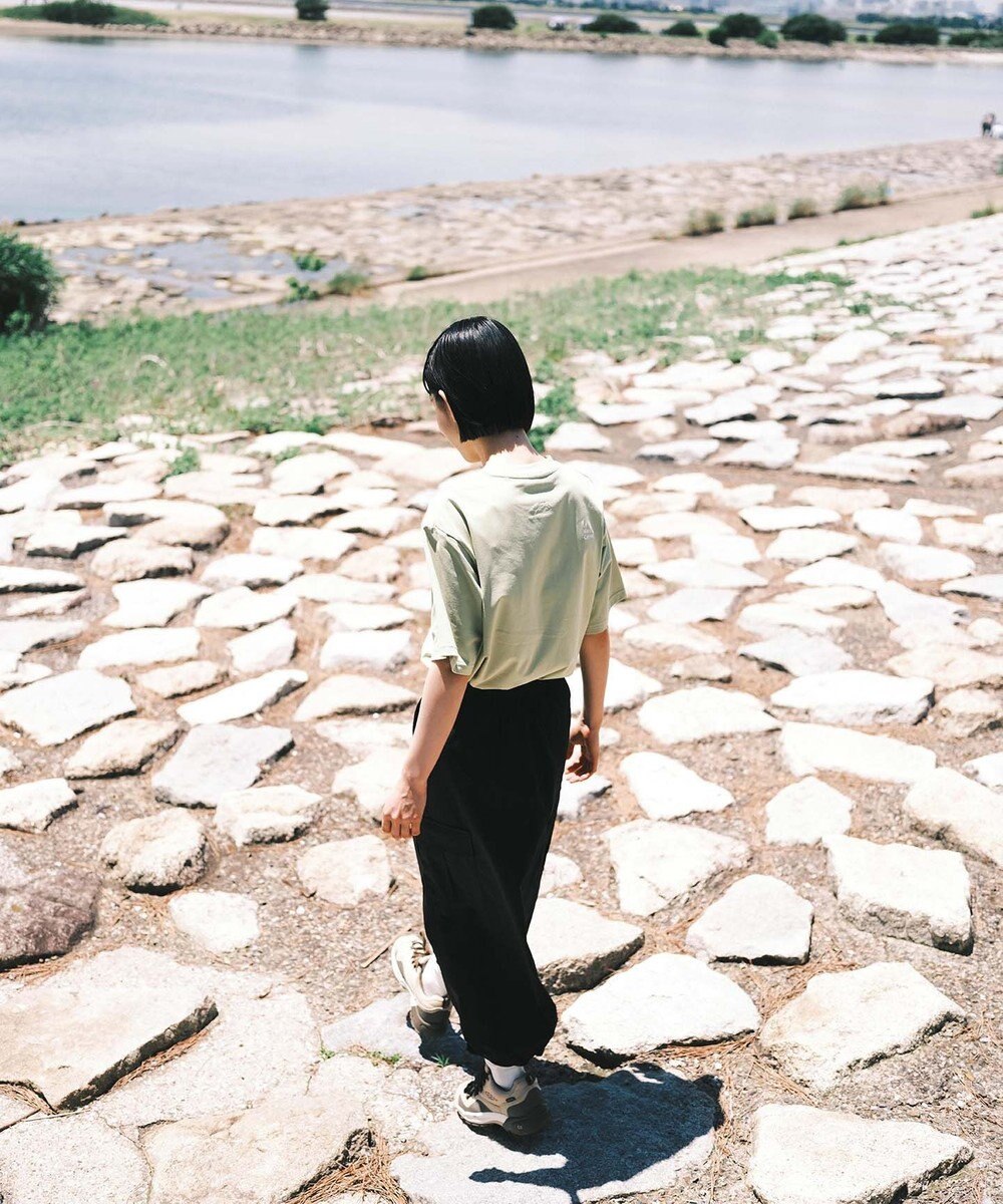 SHARE PARK LADIES 【UVカット・吸水速乾・ストレッチ・軽量 】ロゴポケットTシャツ（S・Mサイズ） 