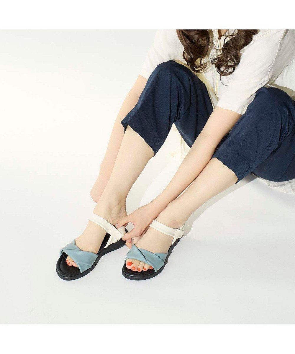 ing <ing>「もちっと新感覚」ソフトストレッチサンダル 