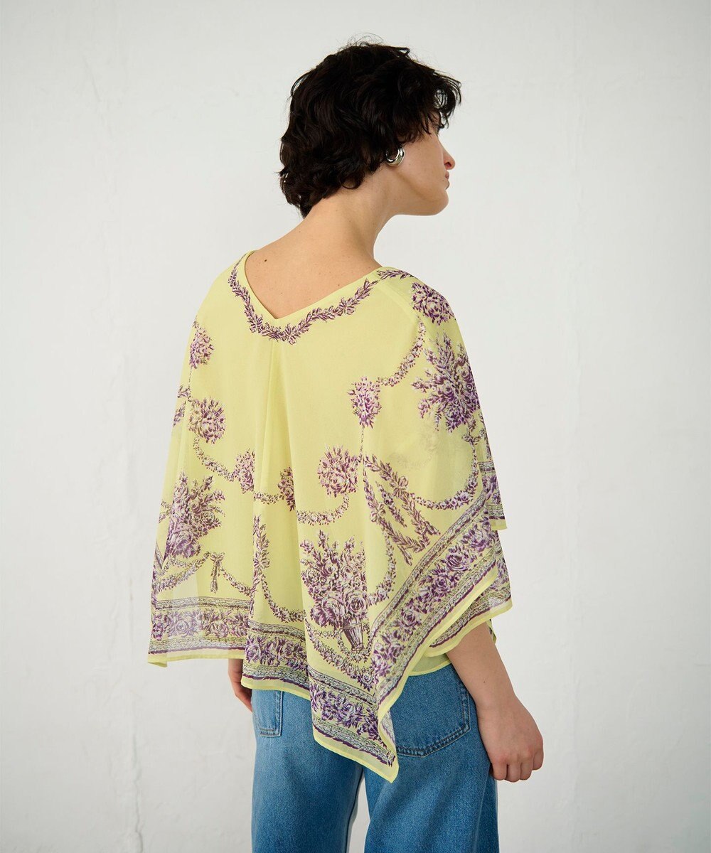 GRACE CONTINENTAL スカーフプリントポンチョトップ 