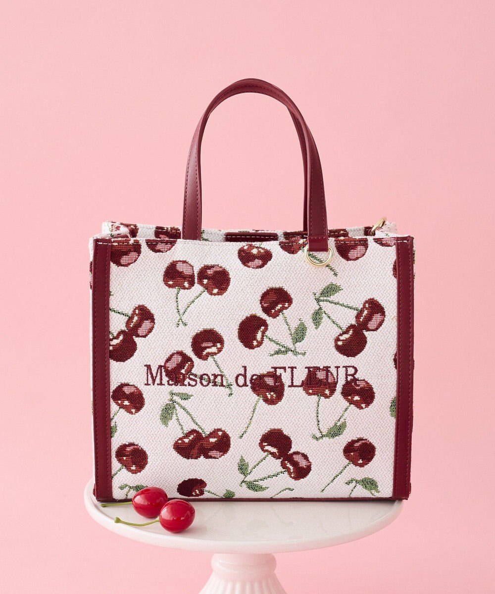 Maison de FLEUR チェリー柄ゴブラン２Ｗａｙスクエアトートバッグ 
