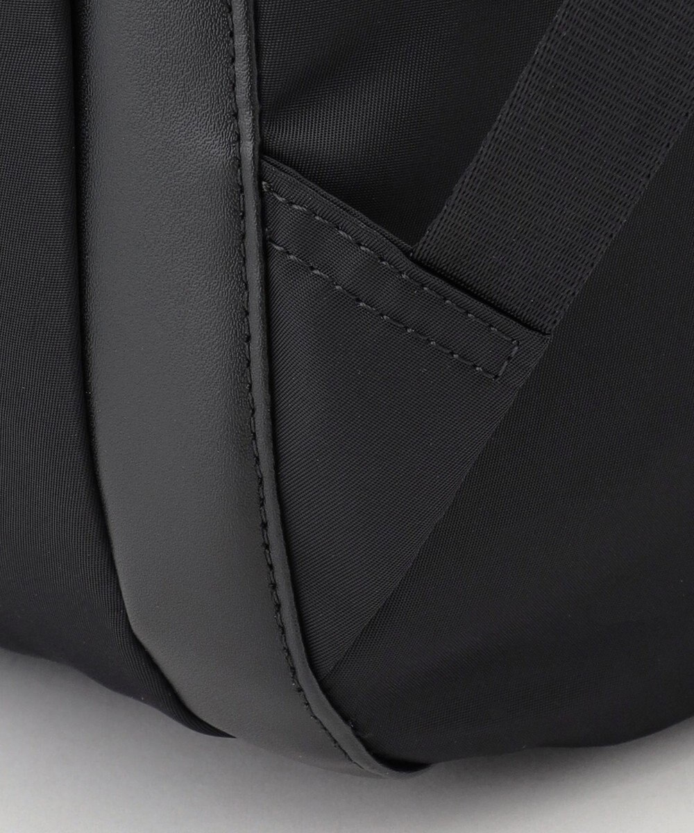 Y'SACCS シンプルスマートリュックサック 